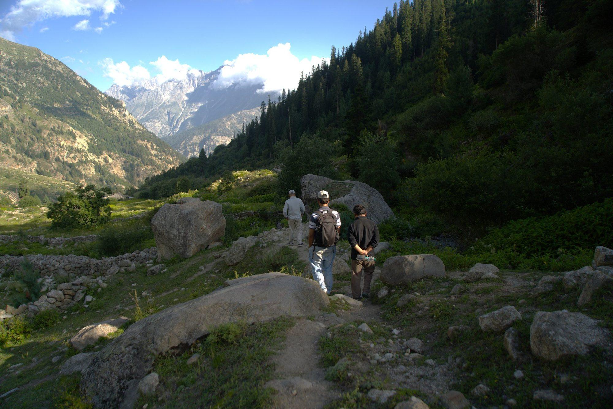 Day hike to Kashang