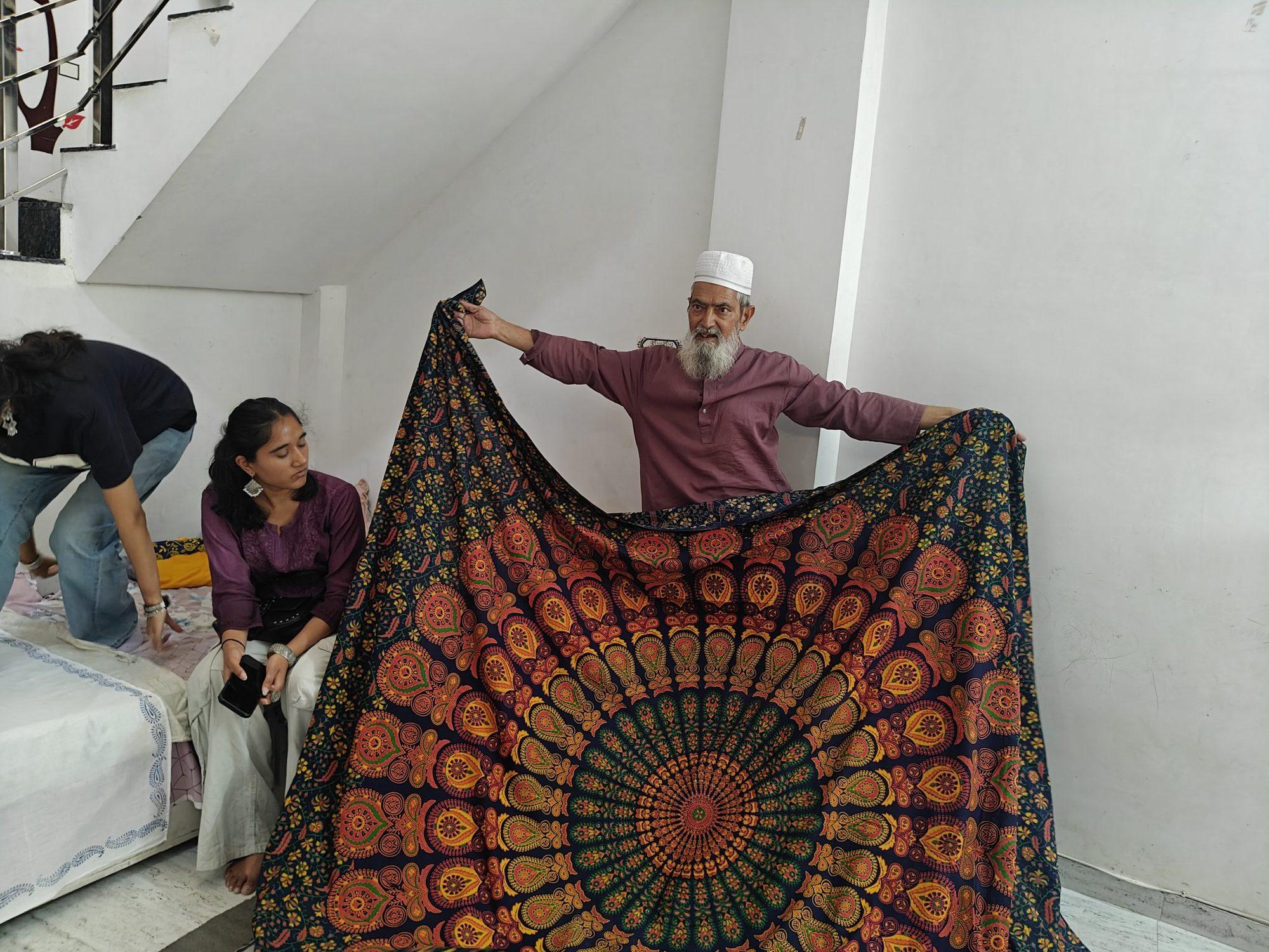 Tie & Dye Workshop in Udaipur – Learn Rajasthani Bandhej with Local Artisans