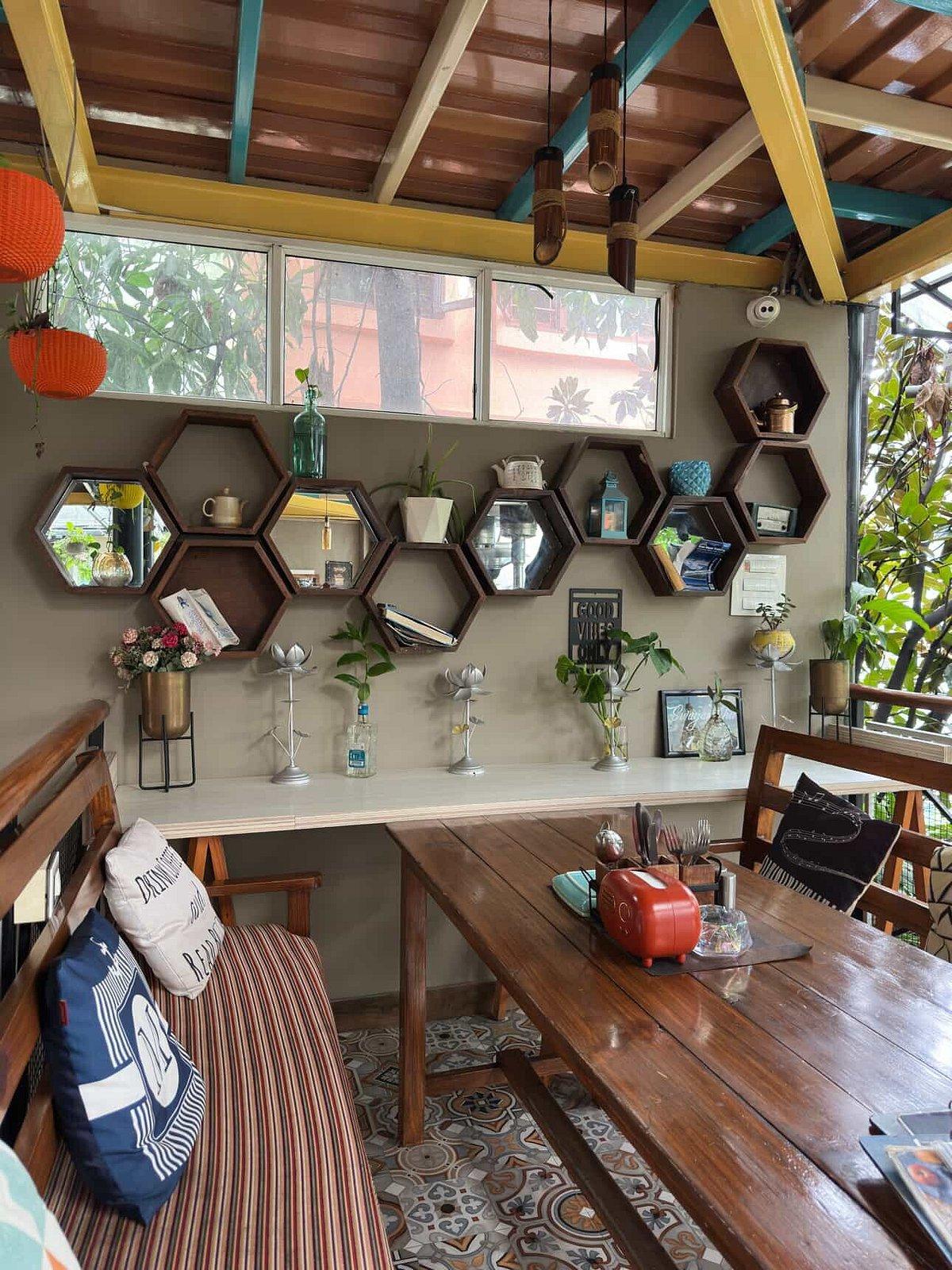 Carpe Diem Lounge & Bakery