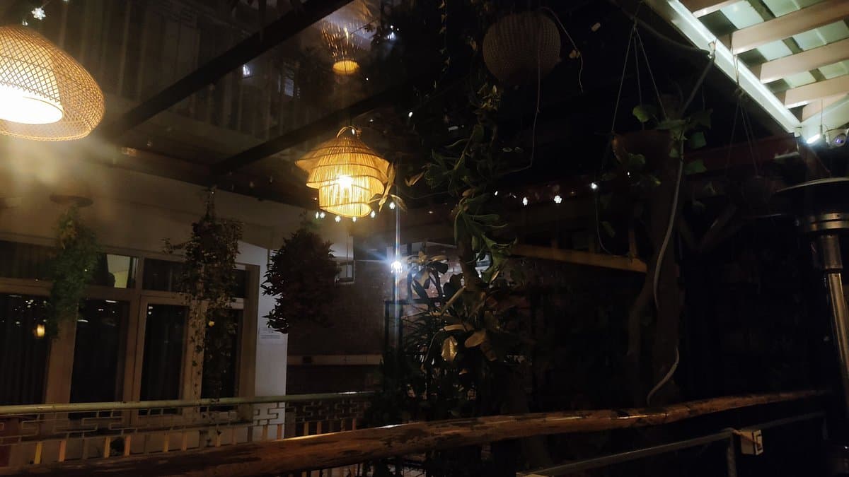 Carpe Diem Lounge & Bakery