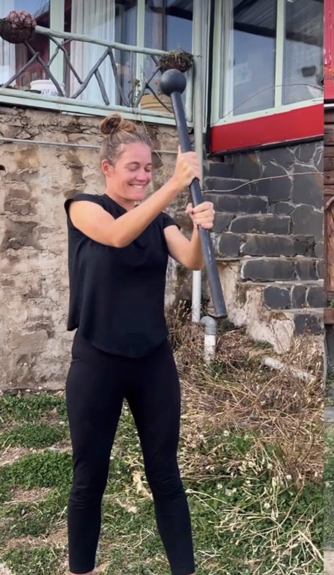 Guided Steel Mace Flow Session
