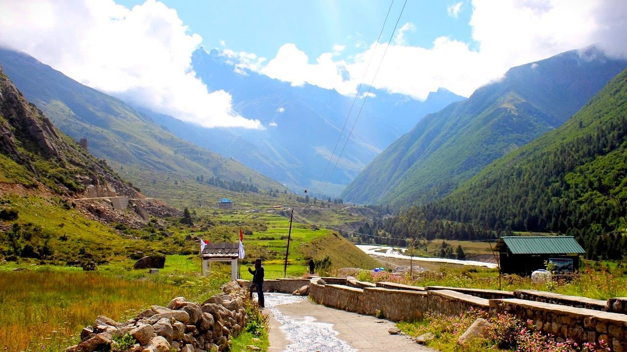 Taxi to Chhitkul