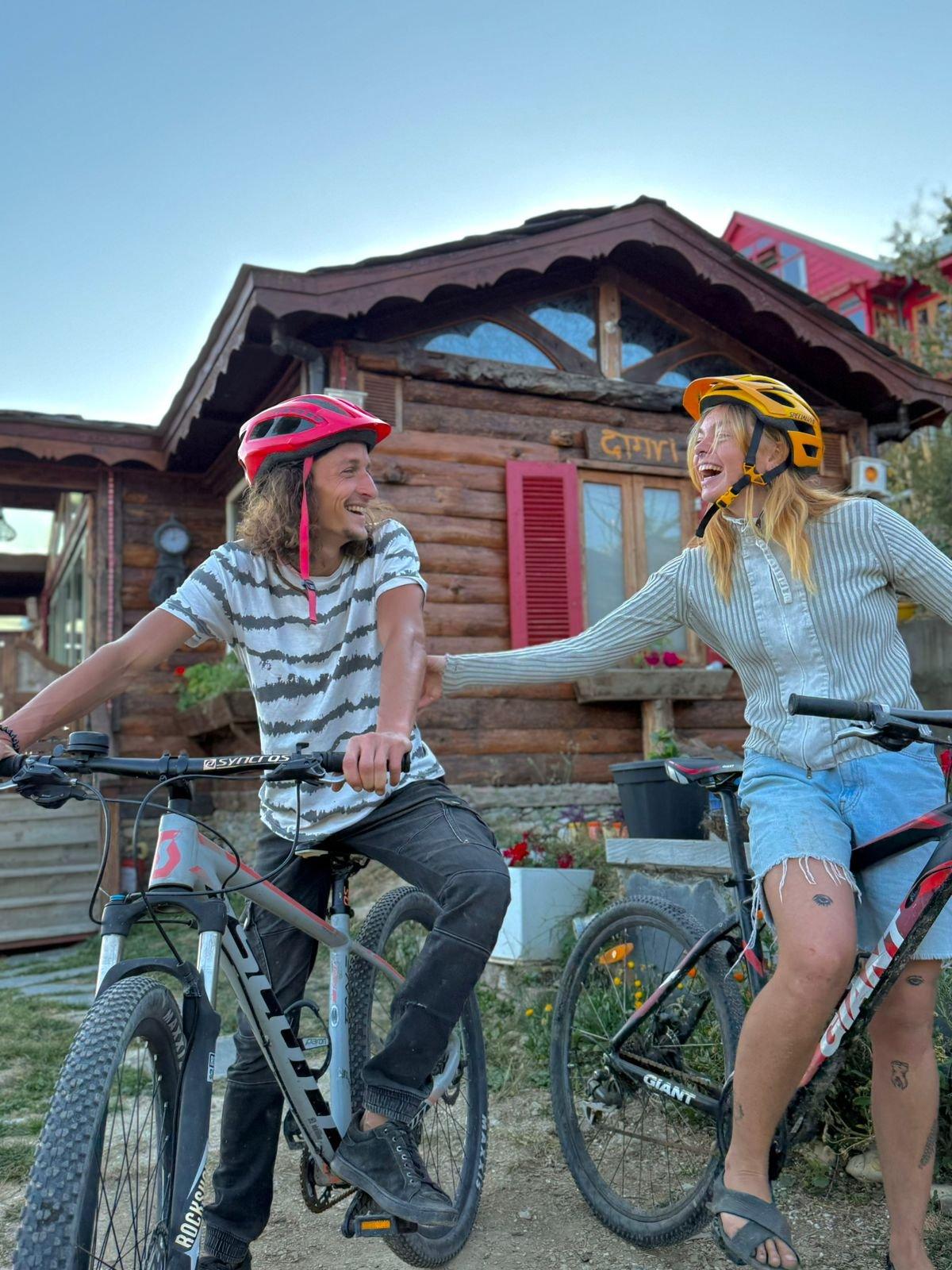 Cycling through Pines