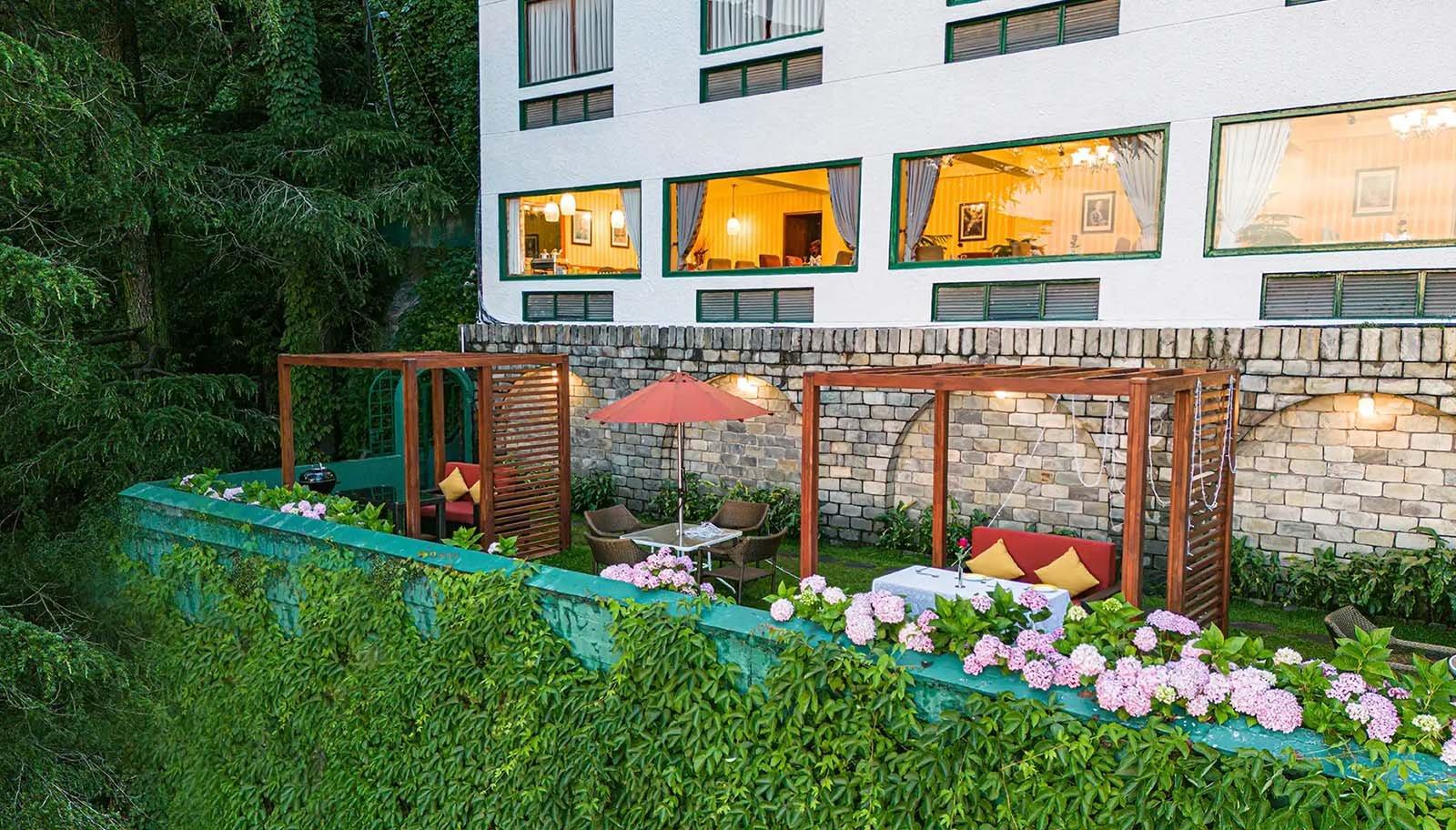 Garden Stroll & Valley Views