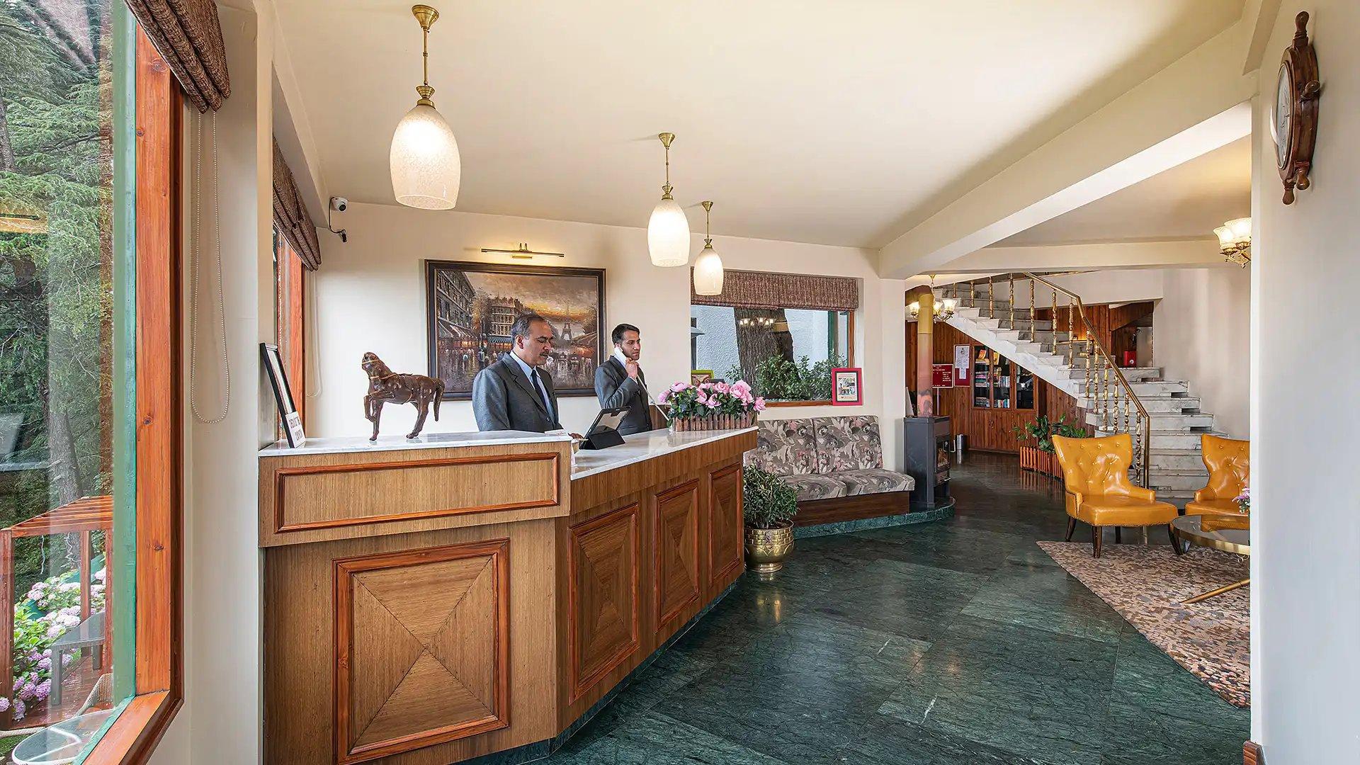 Warm Welcome & Luggage Assistance