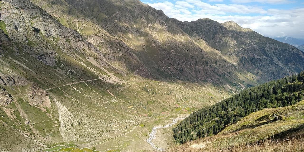 Day hike to Kashang