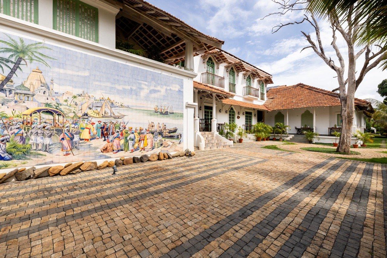 Airport & Station Transfers
