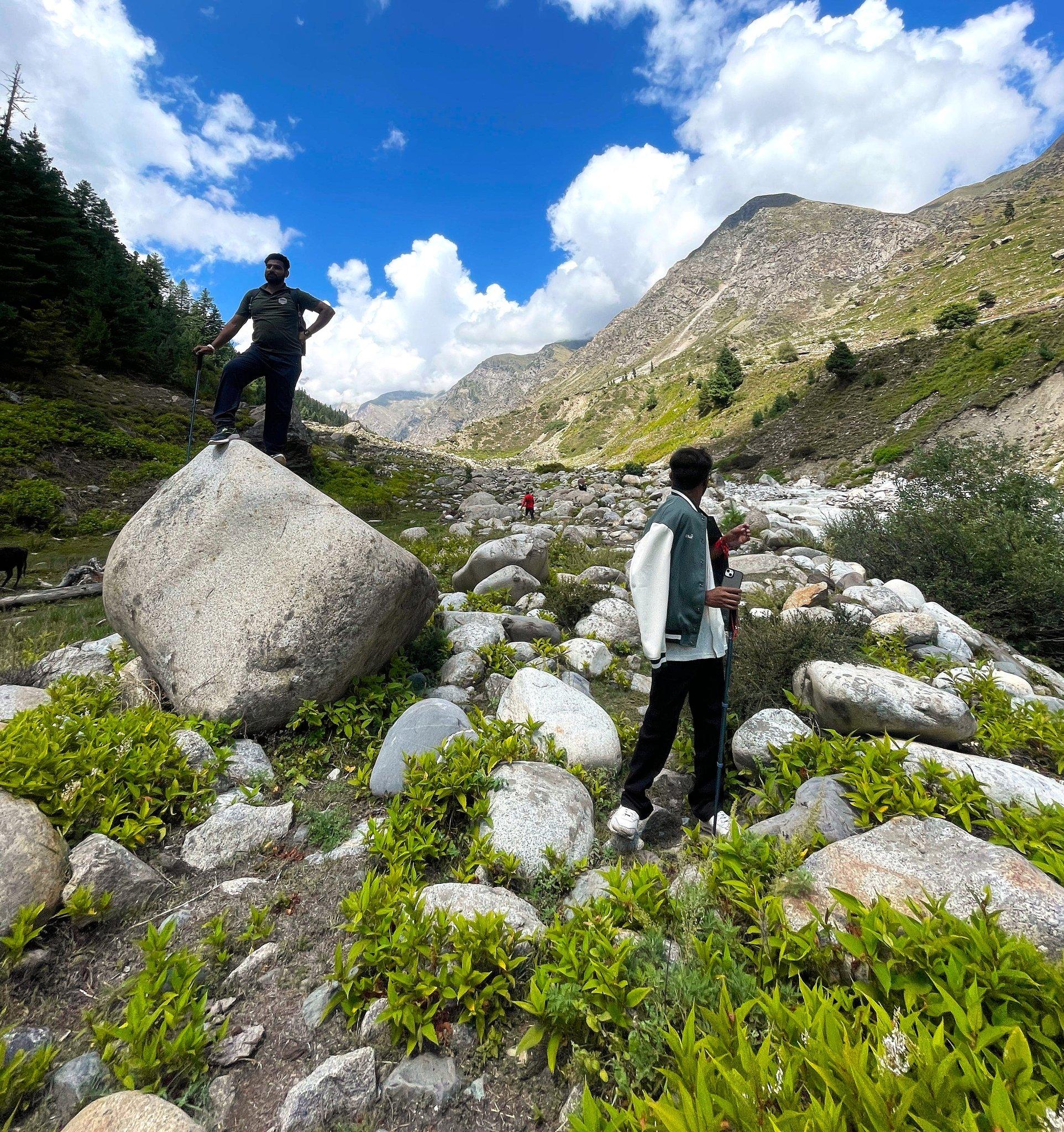 Day hike to Kashang