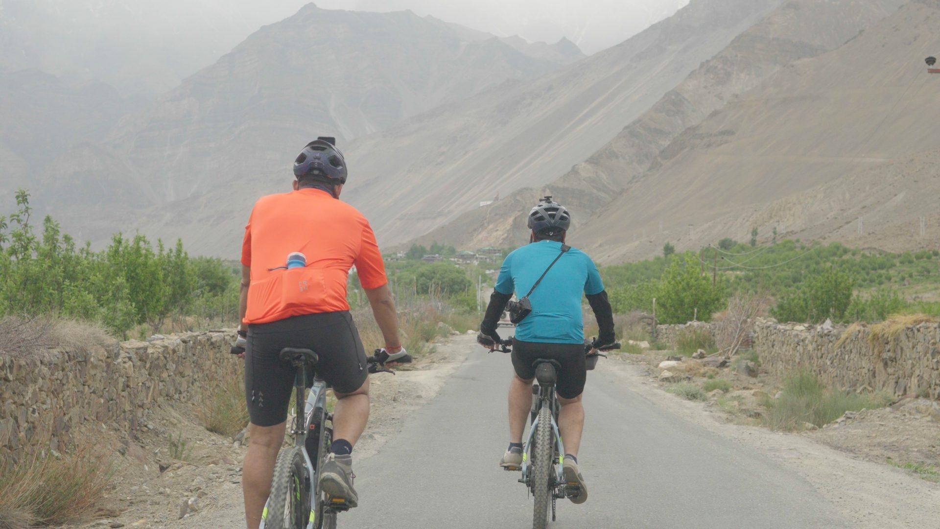 Cyclists on the Great Himalayan Bikepacking Trail in the high Himalaya